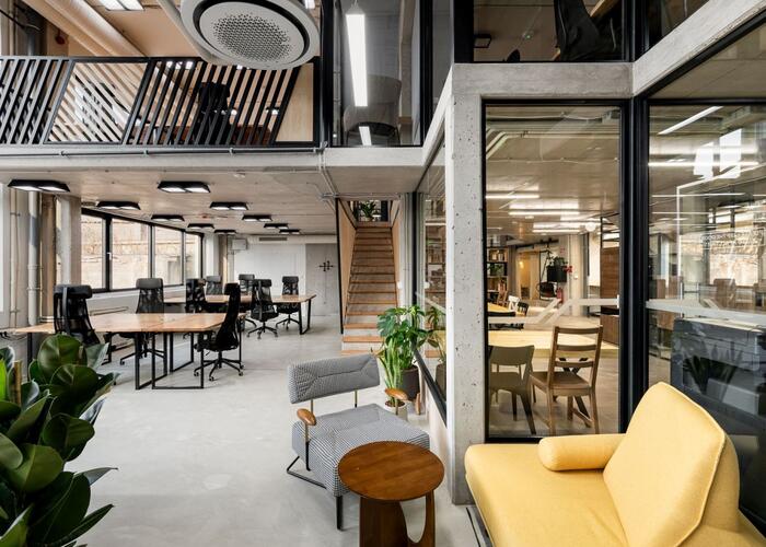 Puzl CowOrKing Budapest
