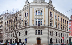  369 m2 Iroda - Honvéd Center