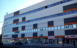  98 m2 Iroda - C21 Iroda és Raktárbázis