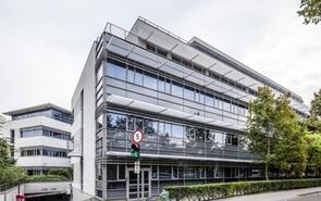  546 m2 Iroda - Büro Center West