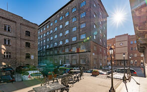  350 m2 Iroda - Hungária Malom Udvar