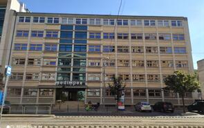  214 m2 Iroda - Medimpex Irodaház